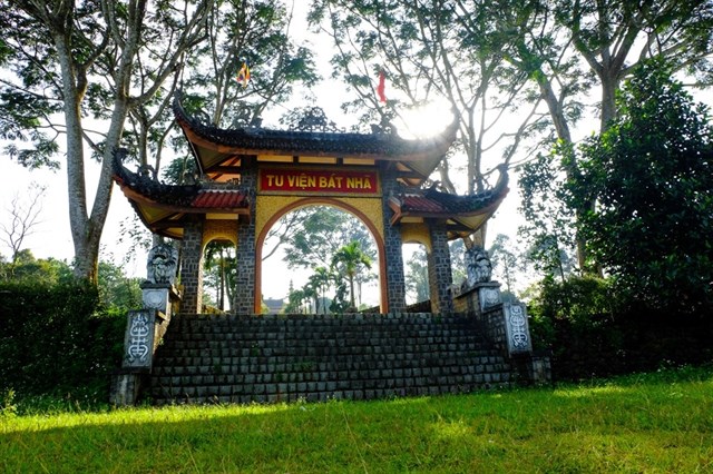 dd8 Tu viện Bát Nhã